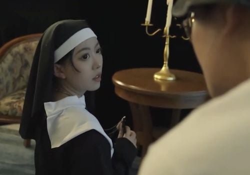 Thầy giáo đó vẫn tiếp tục làm hại đời học sinh sau 10 năm